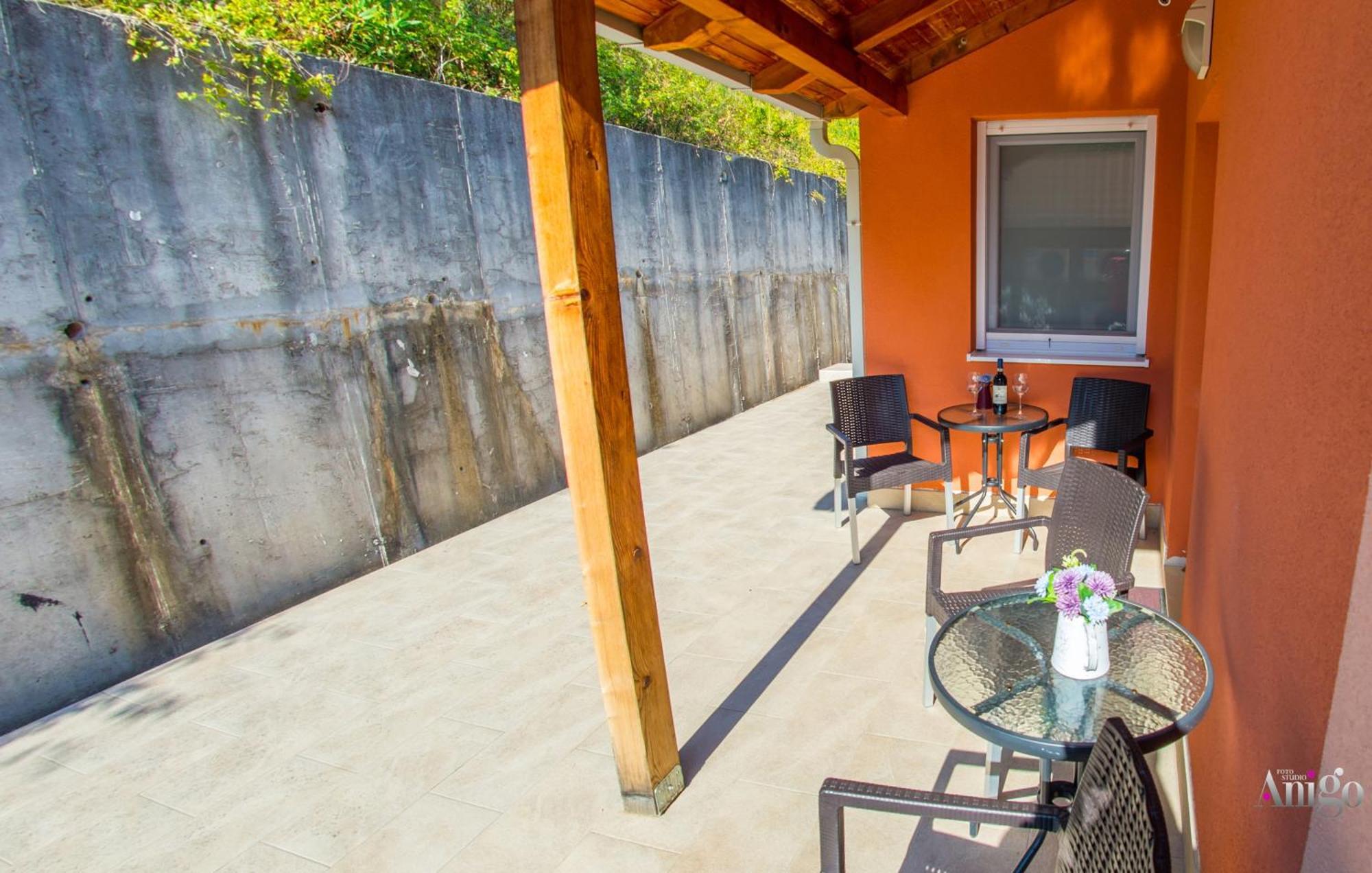 Apartments Enigma - With Private Parking Mostar Exterior foto