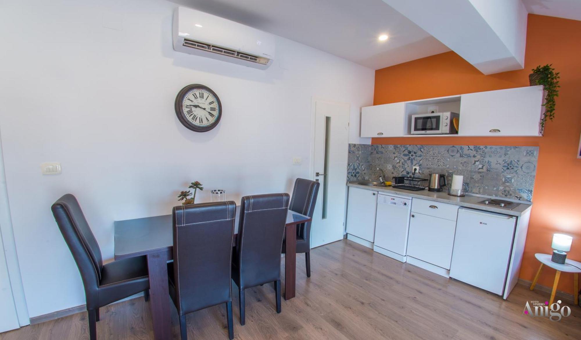 Apartments Enigma - With Private Parking Mostar Exterior foto