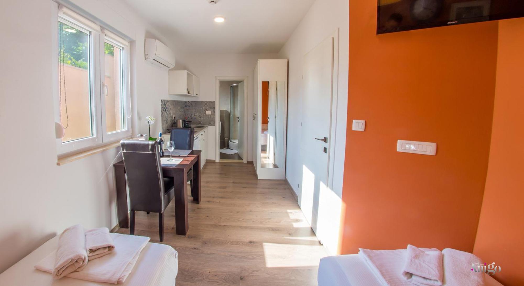 Apartments Enigma - With Private Parking Mostar Exterior foto